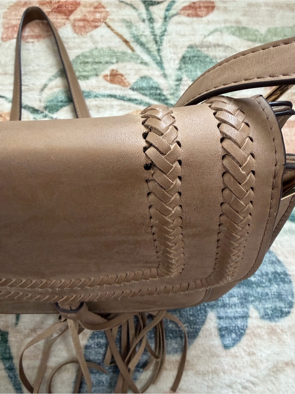 Franco Sarto Cross Body Rex
Saddle Fringe Western Boho Bag
Tan Metal Accents - Picture 11 of 11